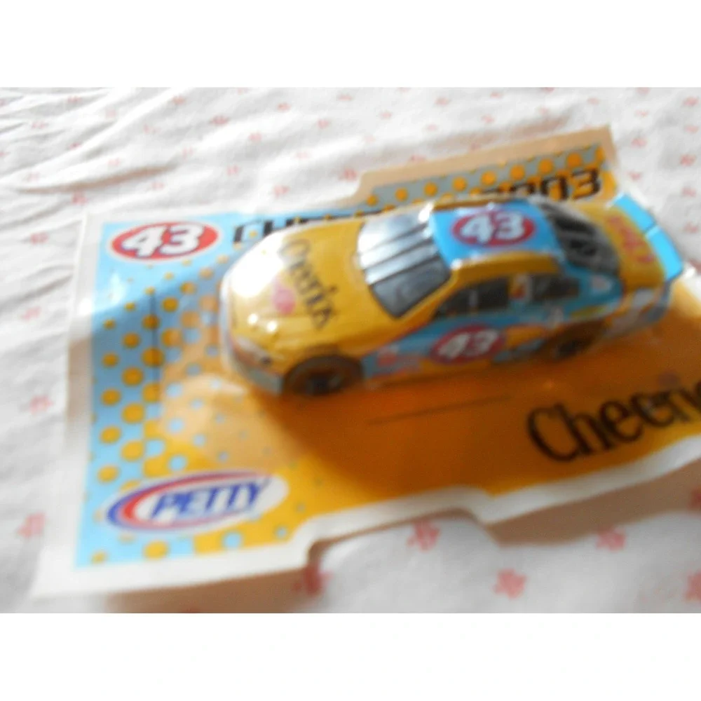 2003 Cheerios #43 NASCAR Petty Race Car General Mills Enterprises Brand New